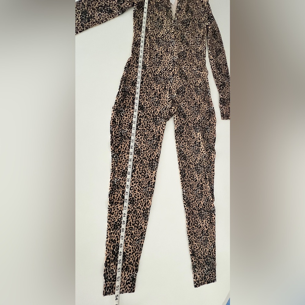 PINK Victoria's Secret Sexy Leopard Print Hooded Ears Onesie Tan Black NWT XS S - Picture 9 of 11